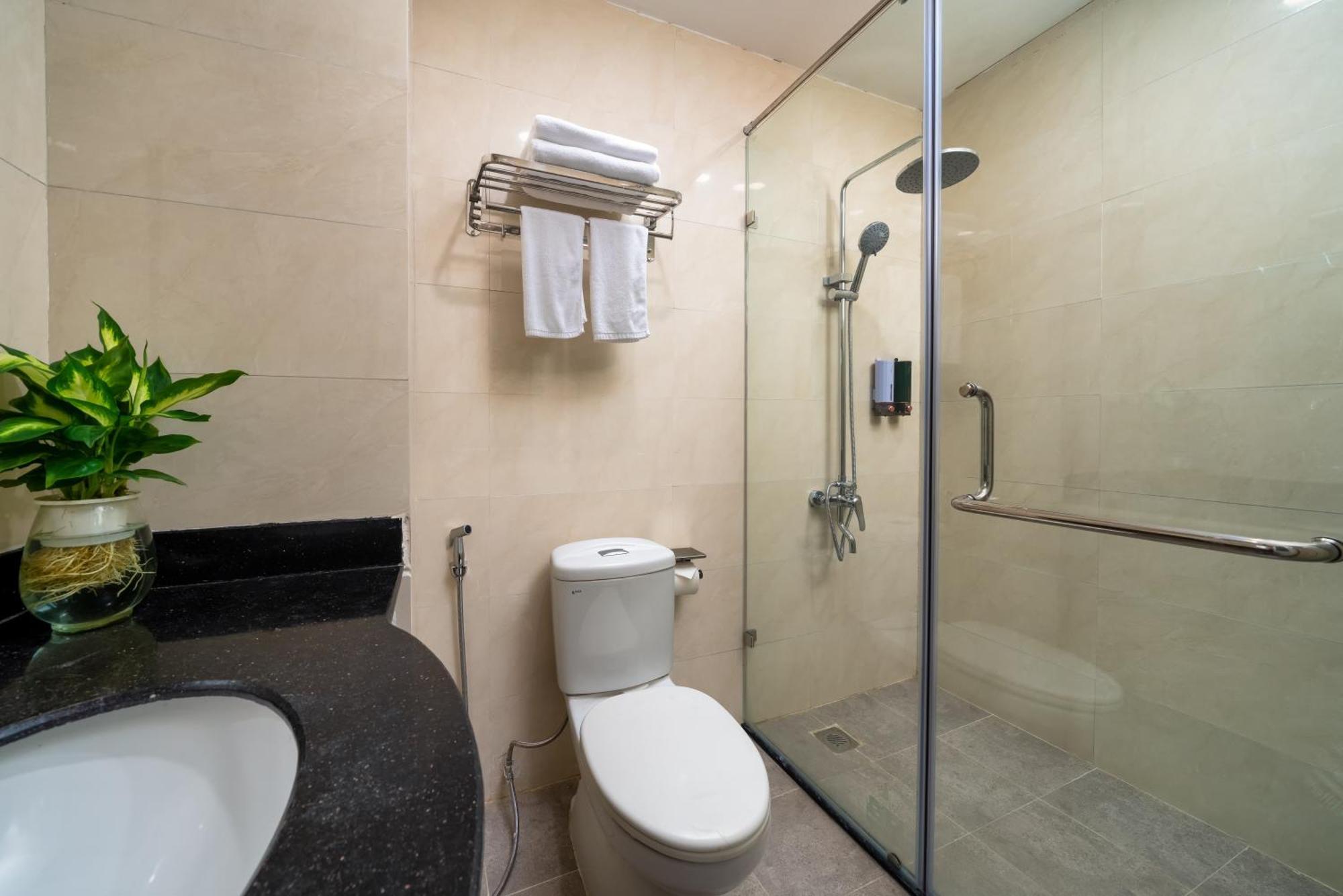 Astoria Hanoi Hotel & Travel Bagian luar foto